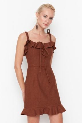 Kahverengi Petite Askılı Fırfırlı Elbise TWOSS22EL00332
