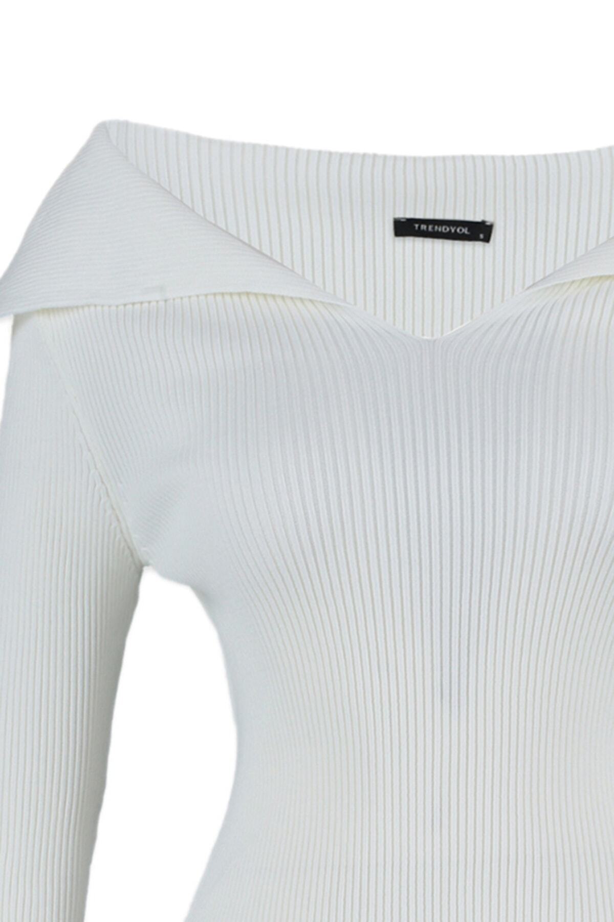 Trendyolmilla  Ekru Carmen Yaka Triko Kazak TWOAW22KZ0993 - Görsel 9