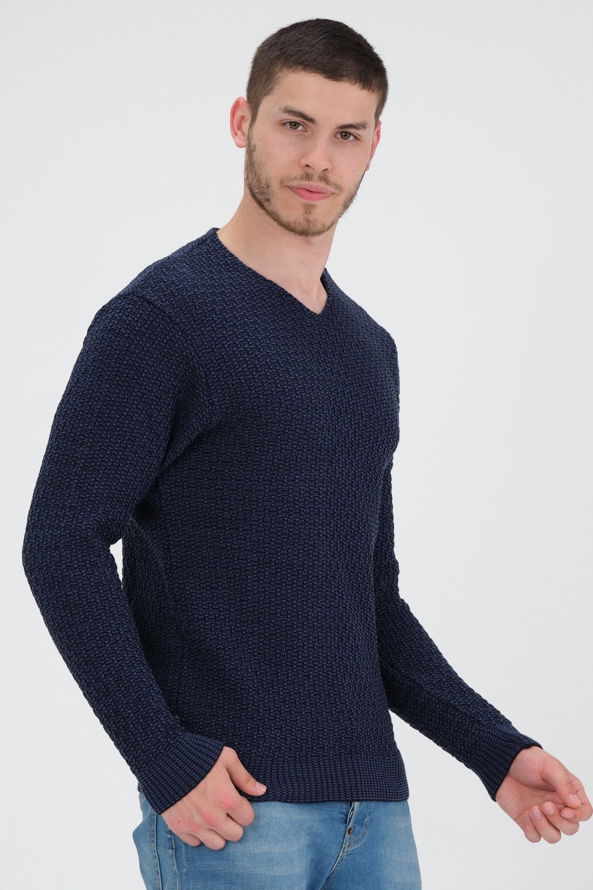 Dark blue pullover hotsell
