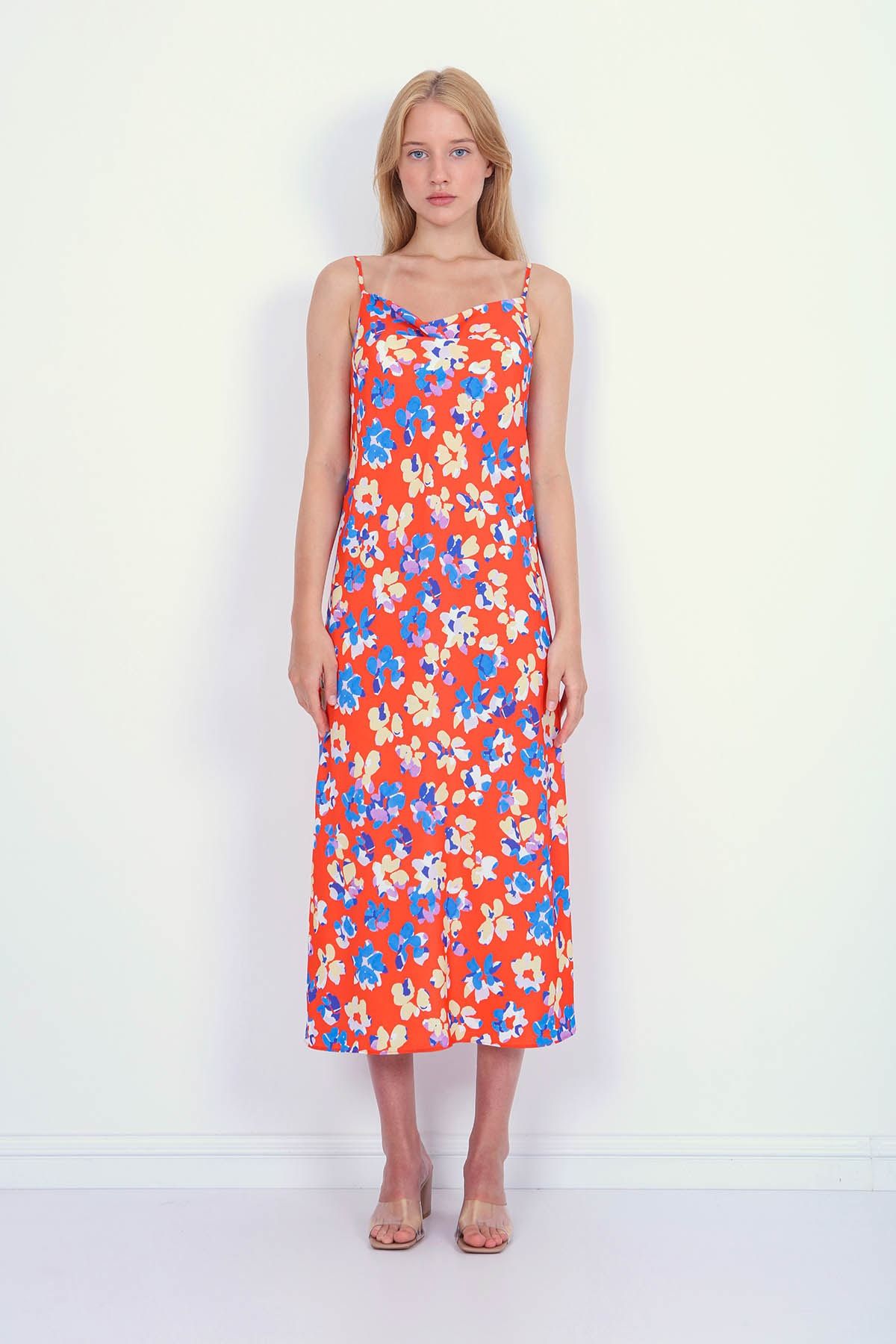 Vitrin Kleid Rot Shift Fast ausverkauft
