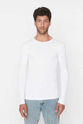Beyaz Erkek Basic %100 Pamuklu Slim Fit Bisiklet Yaka Uzun Kollu T-Shirt T-Shirt TMNAW20TS0199