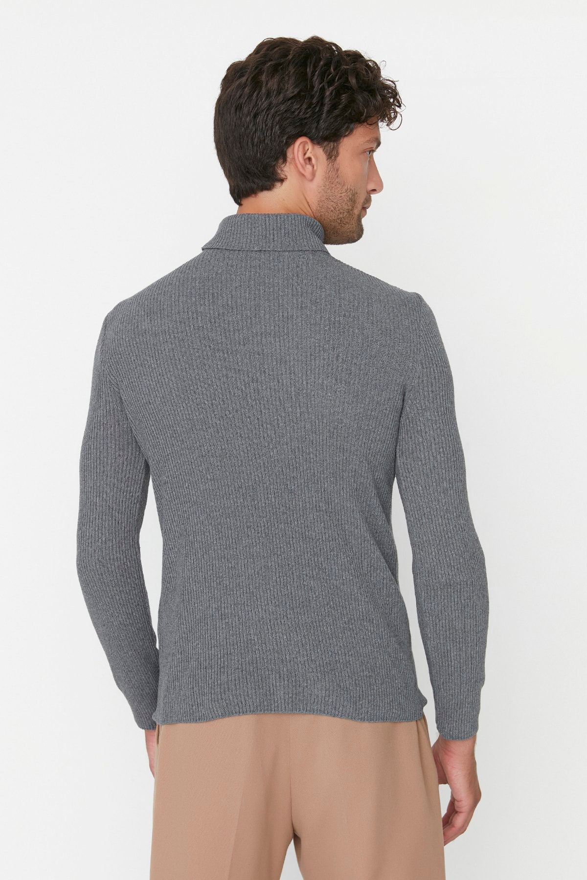 Trendyol Collection-Geräucherter Slim-Fit-Baumwollpullover mit doppeltem Rollkragenpullover – TMNAW20MG0031 6