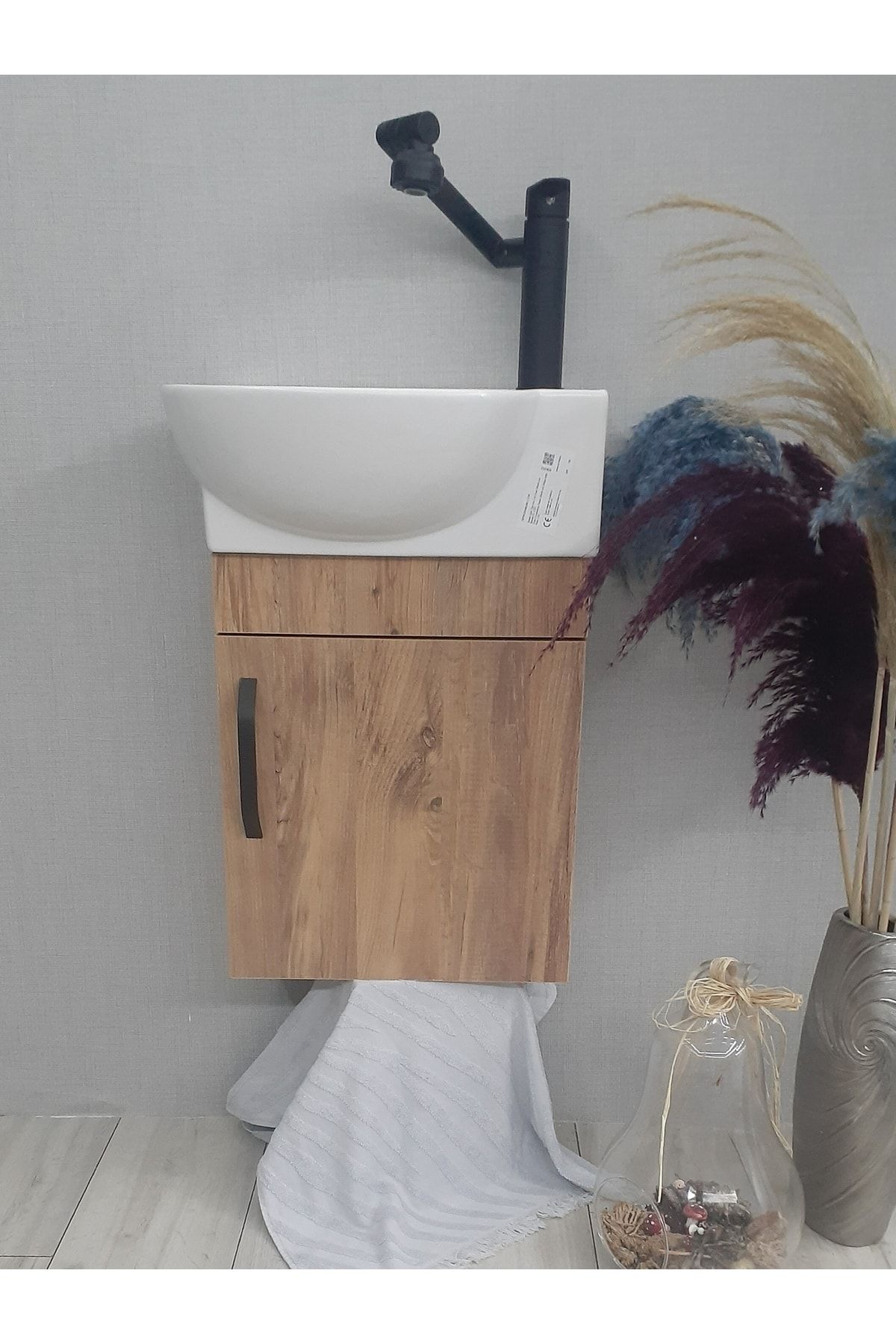 ALVİT Banyo Ve Tuvalet Mini Köşe Lavabo 28*45 Cm (banyo Dolabı Dahil) 2023