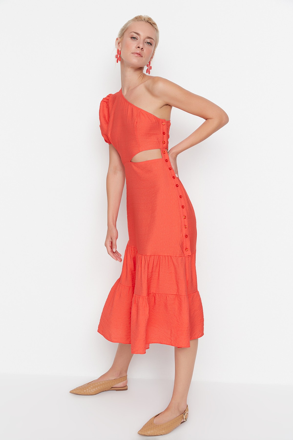 Trendyol Collection Kleid Rot Basic Fast ausverkauft