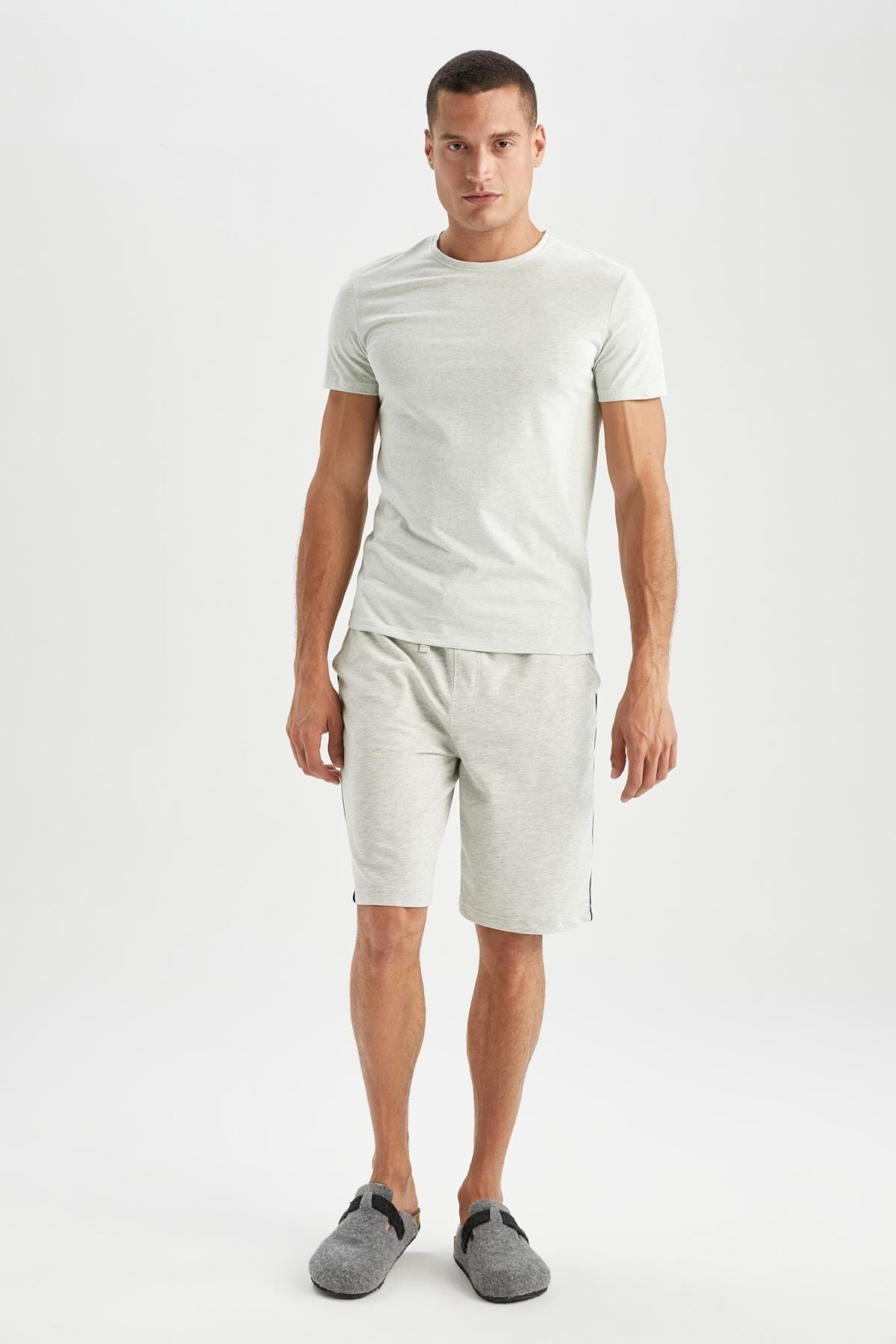 DeFacto-Slim Fit Crew Neck Basic Short Sleeve Undershirt 2