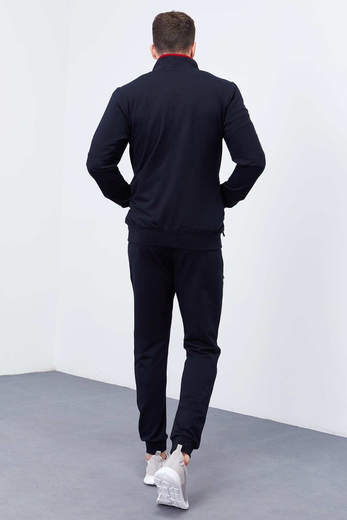 Tracksuit navy blue store