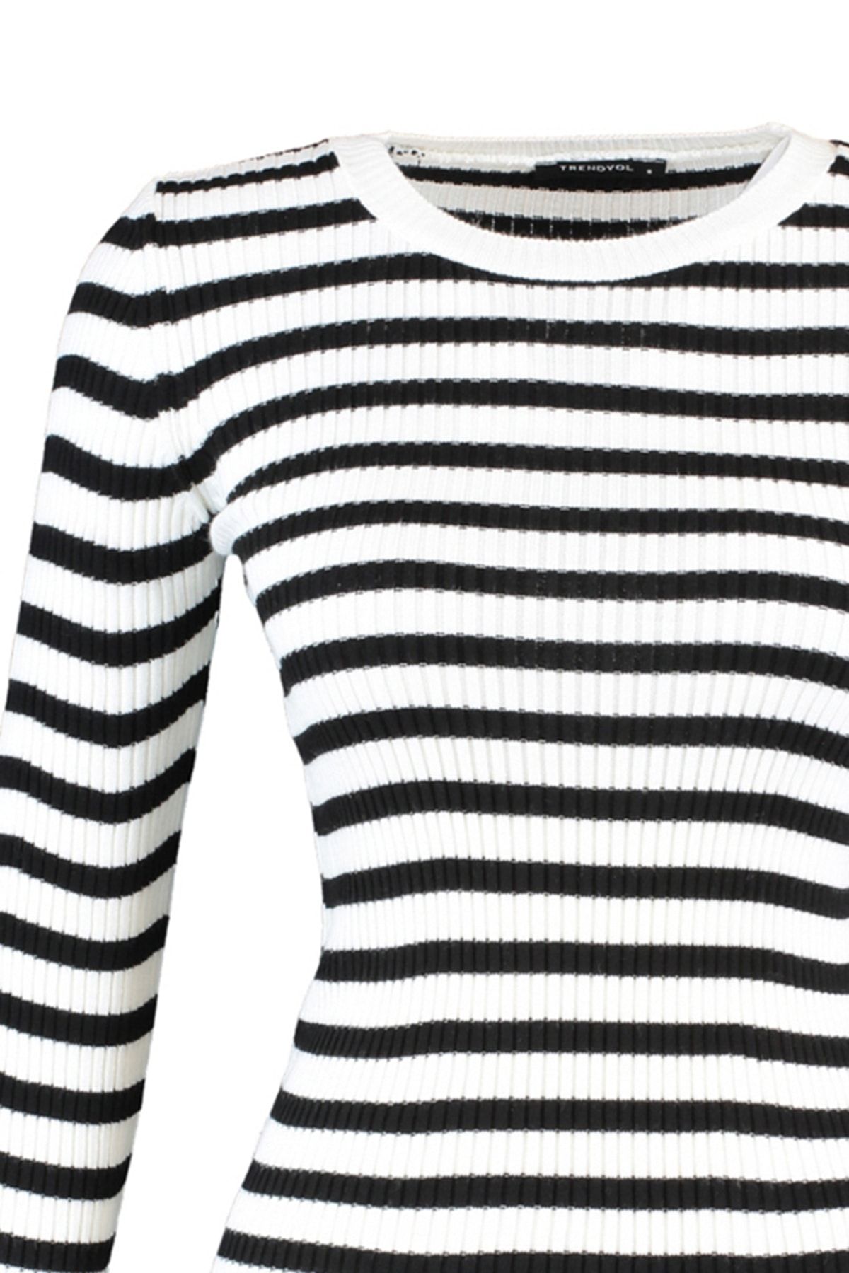Trendyol Collection-Ecrufarbener Basic-Strickpullover mit Streifen TWOAW21KZ0942 8