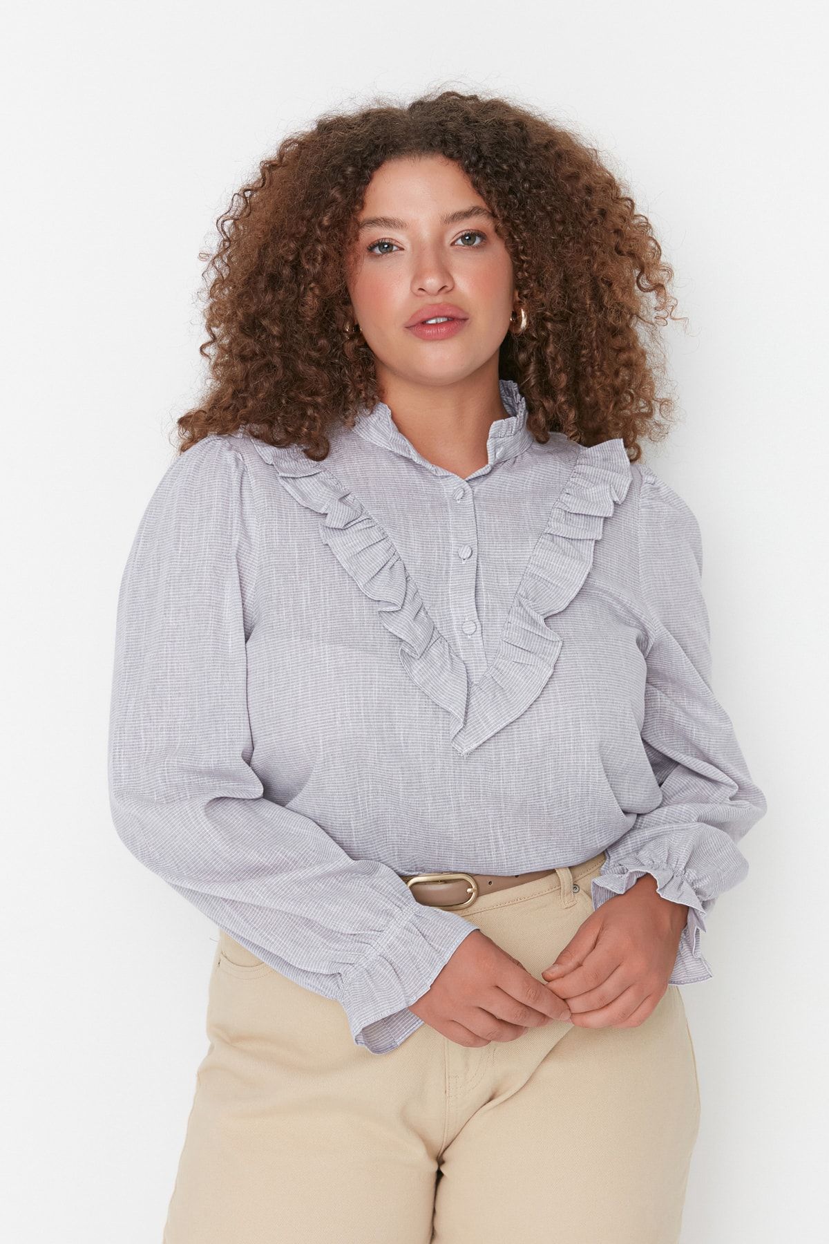 Trendyol Curve-Gray Color Woven Blouse with Frill Detail on the Collar 4