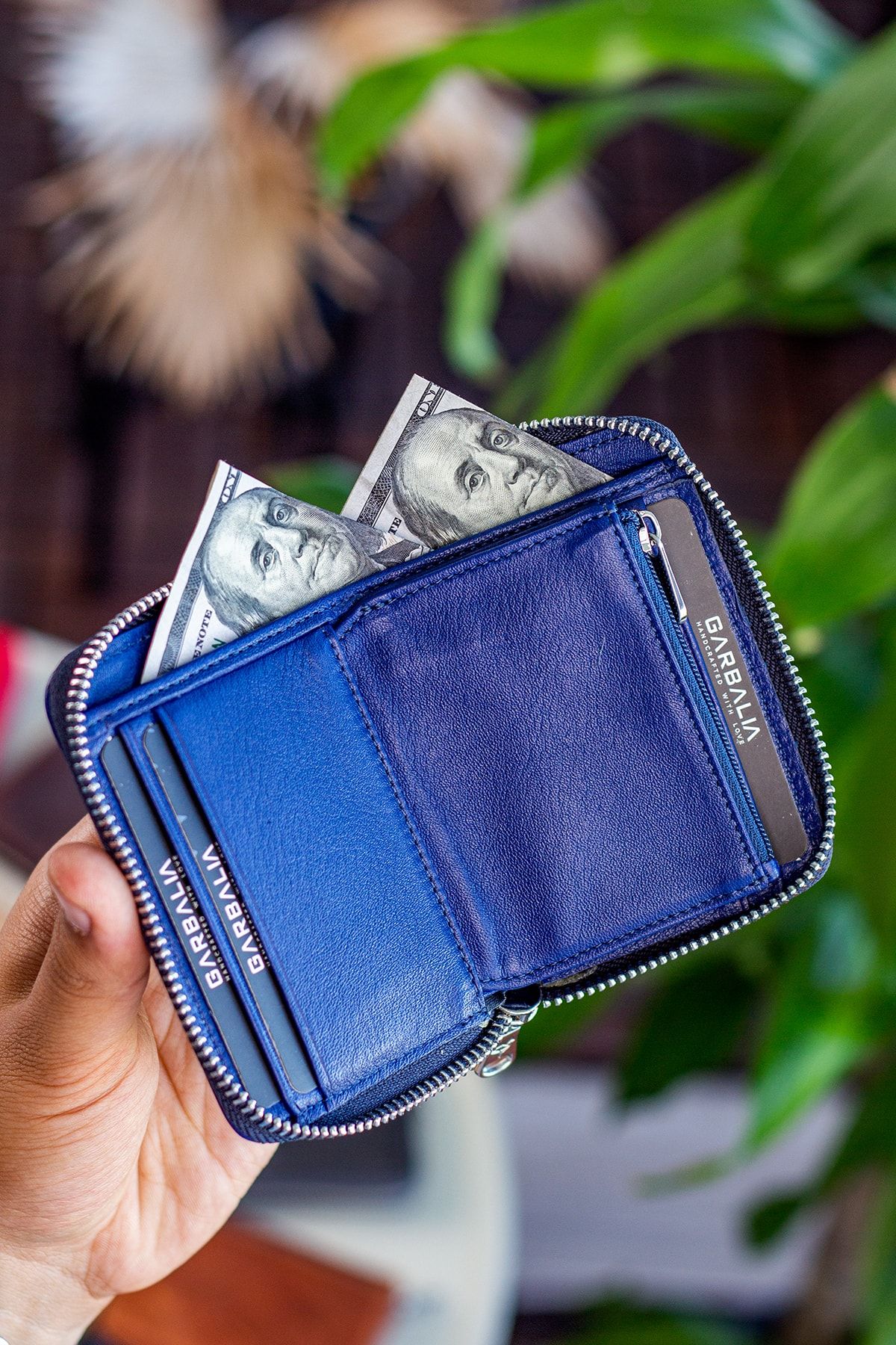 Navy wallet deals