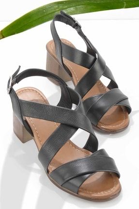 Siyah Leather Kadın Klasik Topuklu Ayakkabı K05906063503