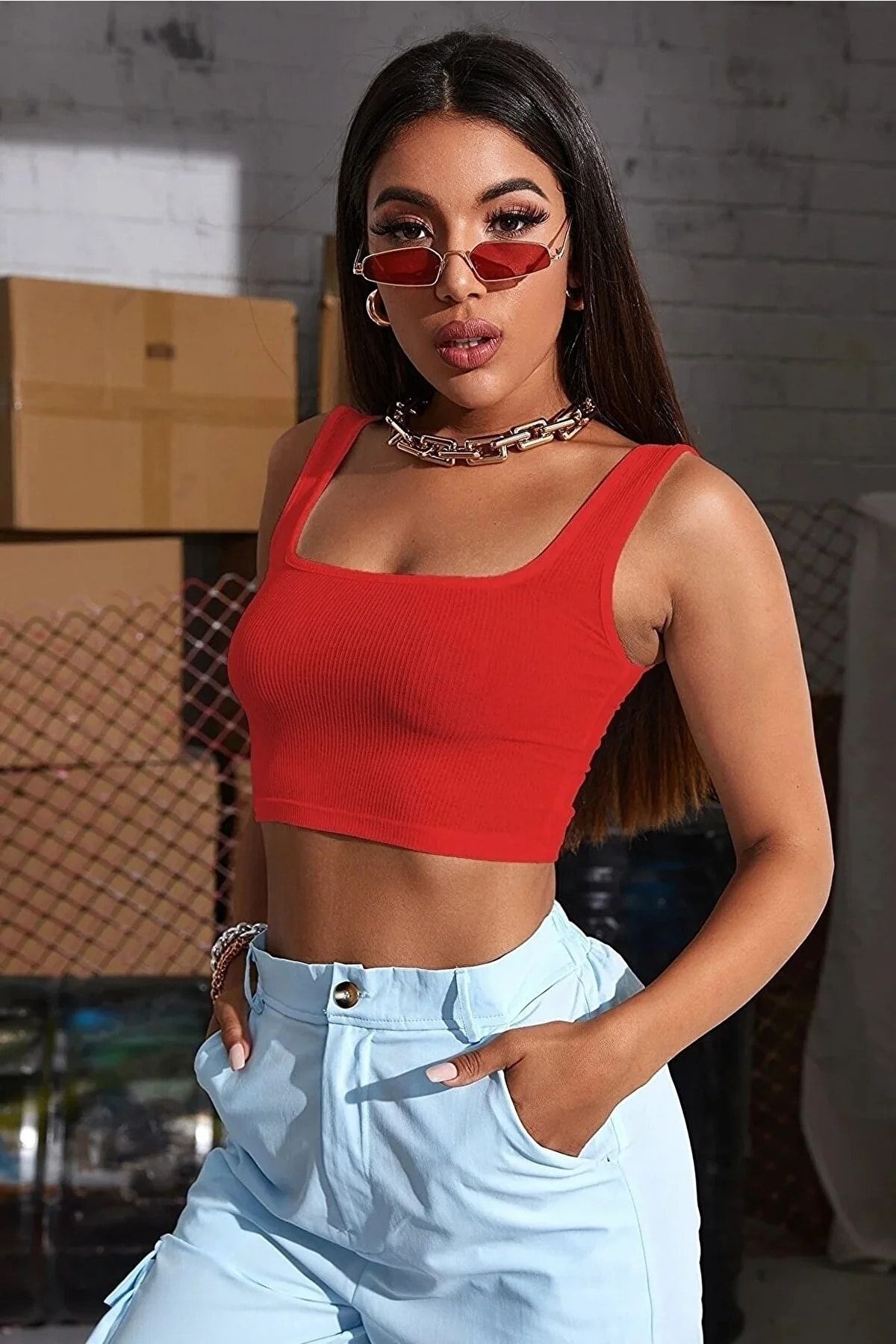 Imoda Kadın Kırmızı Askılı Crop Top Bluz