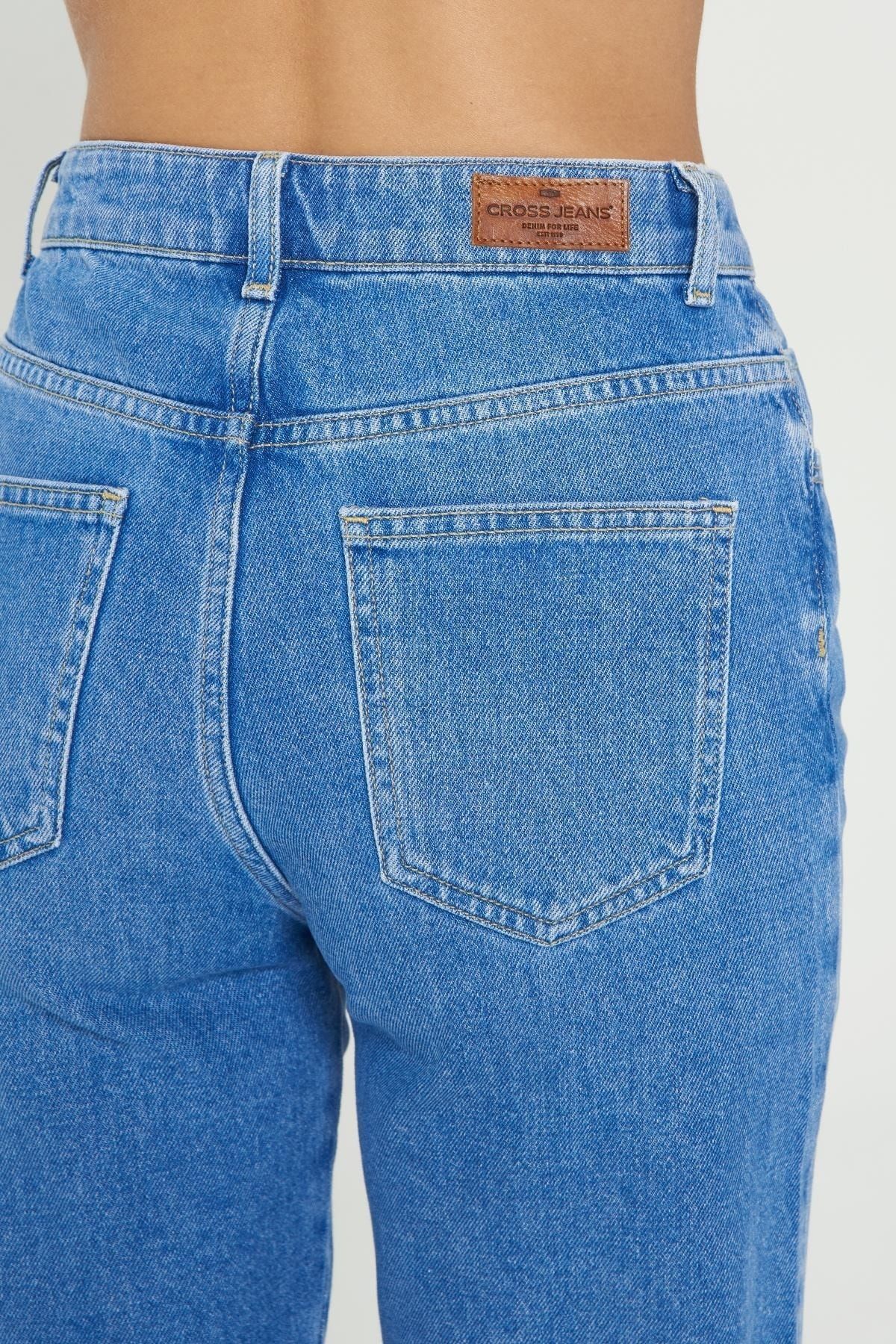 CROSS JEANS-Medium Blue High Waist Pleat Detailed Zippered Cut-Cut Bermuda Jean Shorts C 4534-061 5