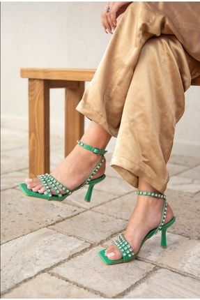 Lucca Kadın Koyu Yeşil Taş Detay Ince Topuklu Sandalet FS0017