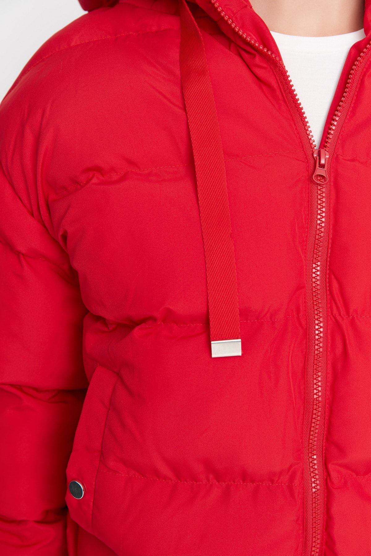 Trendyol Collection-Red Hooded Rugular Mould Water Repellent Inflatable Coat Twoaw21Mo0022 4