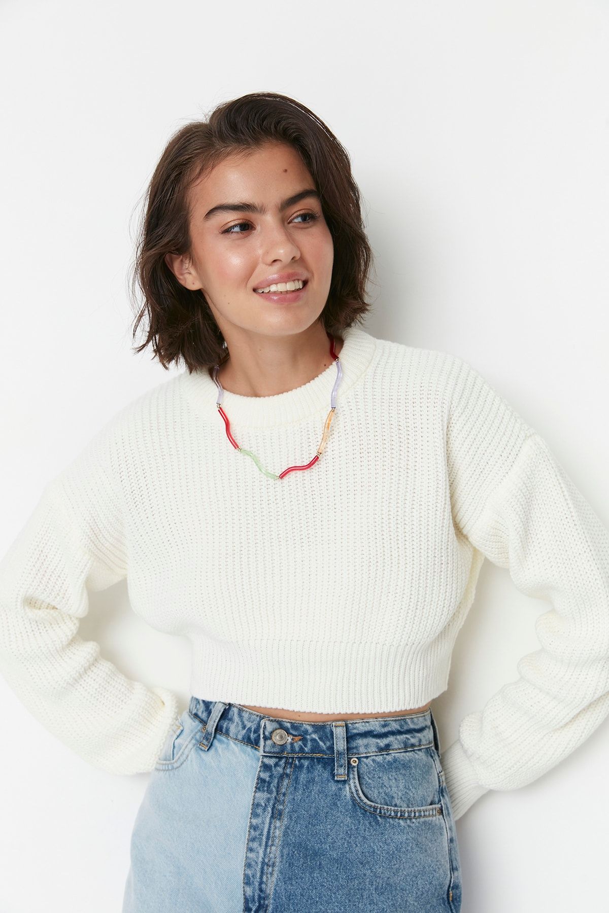 Trendyol Collection-Ecrufarbener Strickpullover - Super Crop, Basismodell TWOAW23KZ01620 2