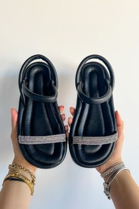 Siyah Deri Taşlı Sandalet TYC00500914617