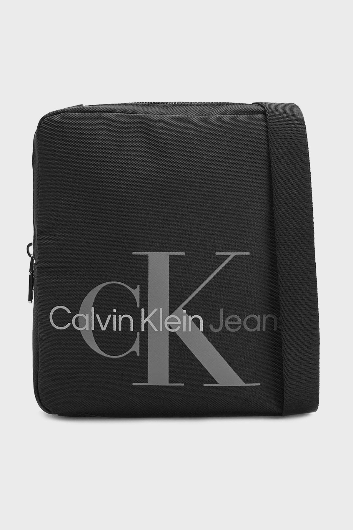 Calvin Klein Fermuarlı Ayarlanabilir Askılı Çapraz Çanta Erkek Çanta K50k509357 Bds