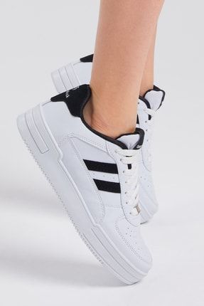 Unisex Beyaz Siyah Yanı Çizgili Bağcıklı Rahat Kalıp Sneaker TBKA10