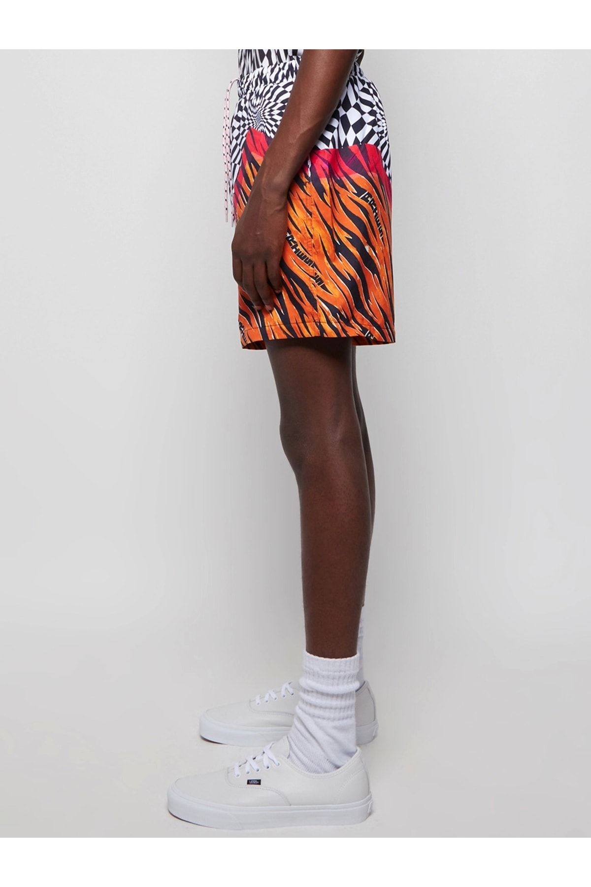 Vans-Pantaloni scurți distortati Wm Vault X Aries 2