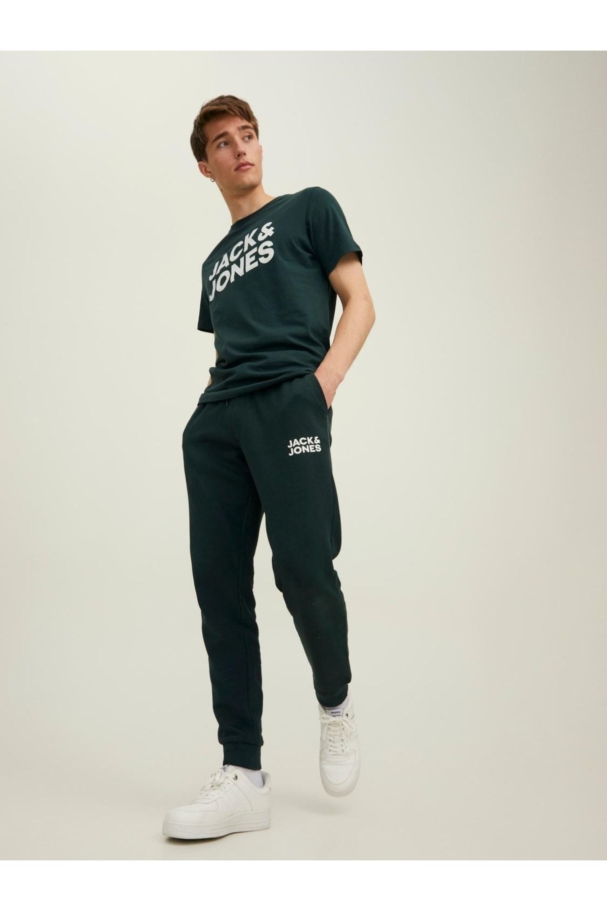 Jack & jones best sale sweatpants