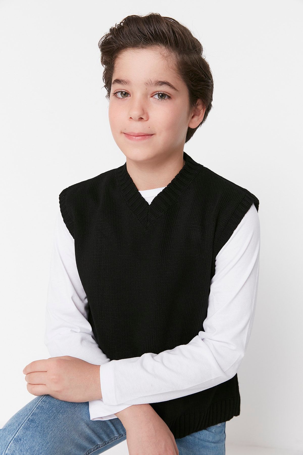 Boys black hot sale sweater vest