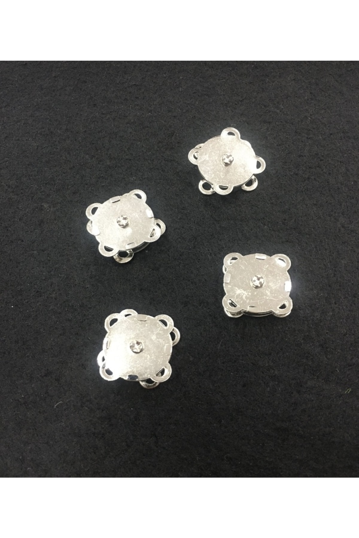 Strut Magnet Silver Set of 4