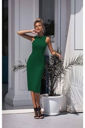 Kadın Zümrüt Yeşili Halter Yaka Yırtmaçlı Kalem Elbise BMD24