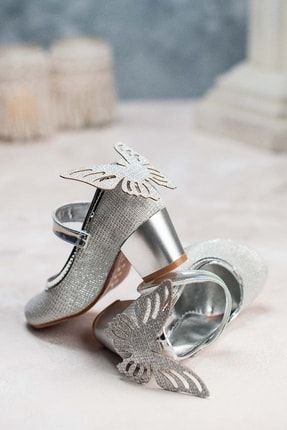 Kız Çocuk Topuklu Ayakkabı Kelebek Detaylı Gümüş 756.GUMUS