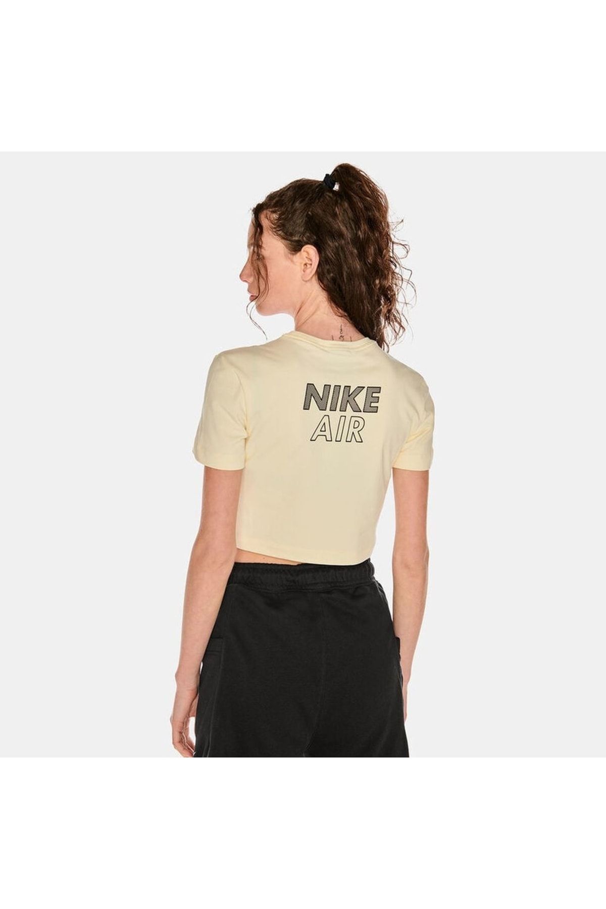 Nike air new arrivals yellow shirt