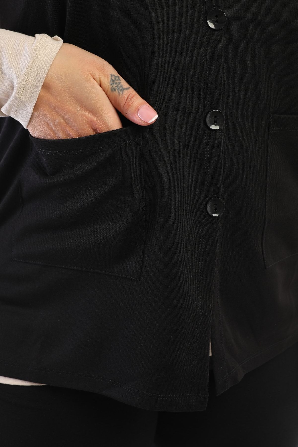 Şahbaz-Plus Size Short Pocket Vest 4