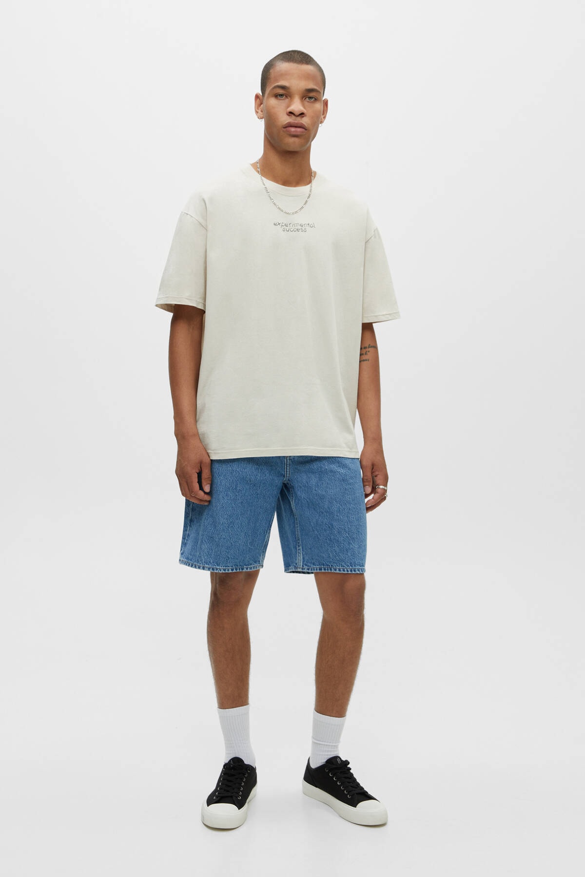 Pull & Bear Sloganlı Kısa Kollu Xdye Tshirt Fiyatı, Yorumları TRENDYOL