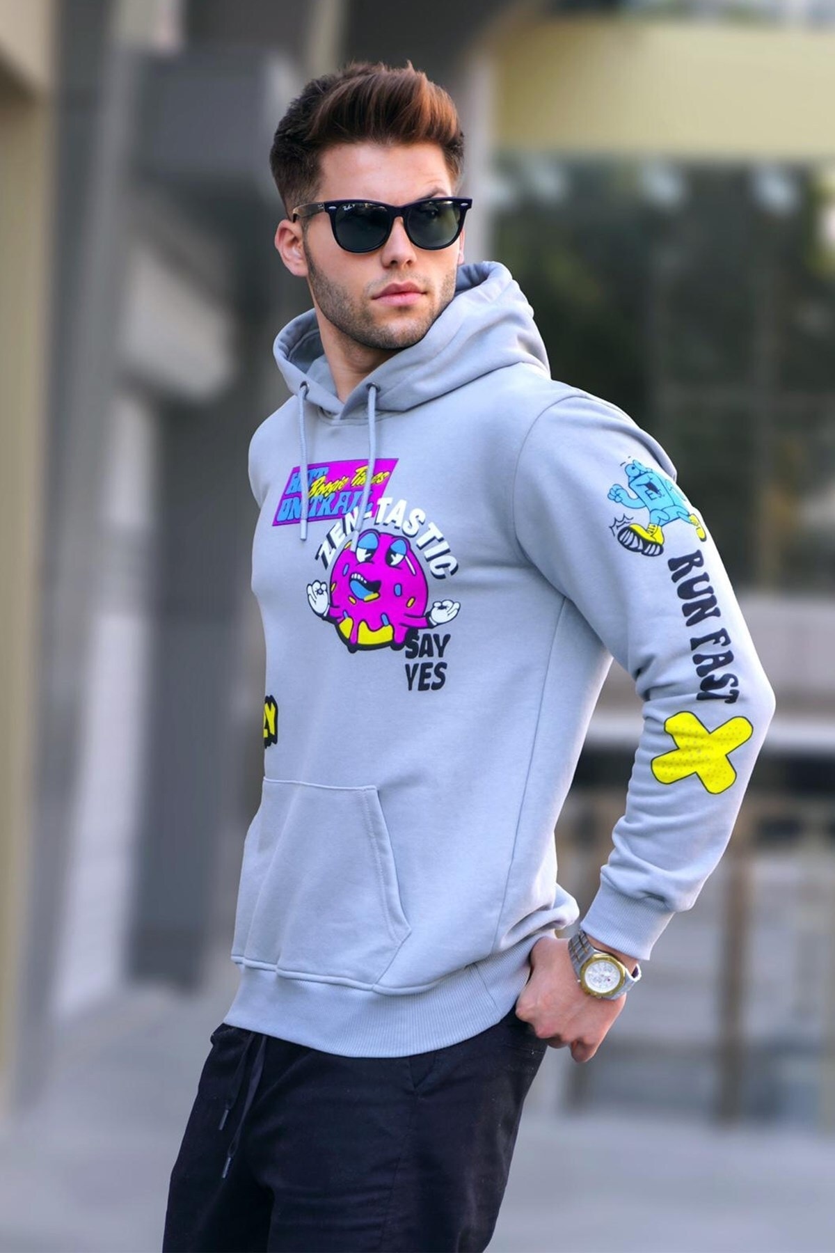 سویشرت هودی با چاپ خاکستری رنگ شده