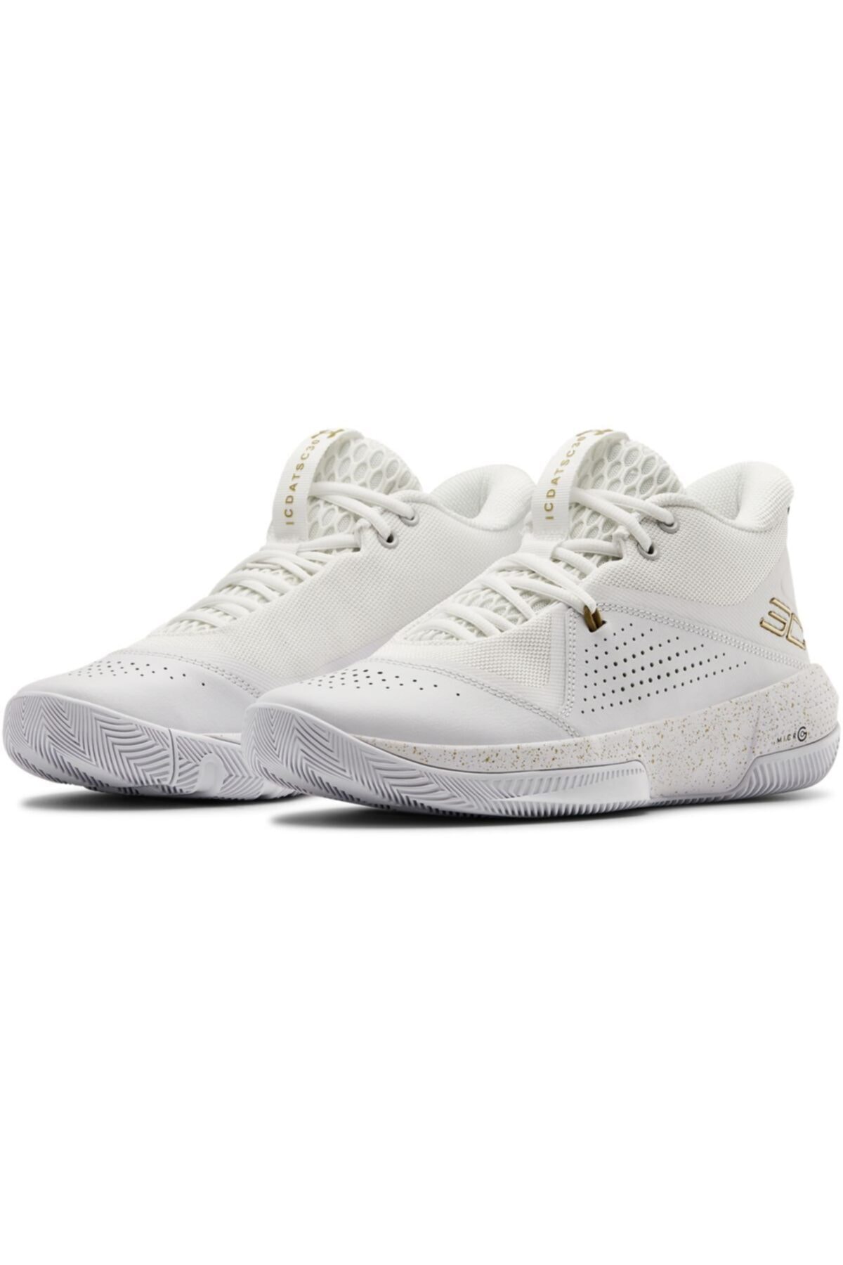 under armour curry 3zero 4