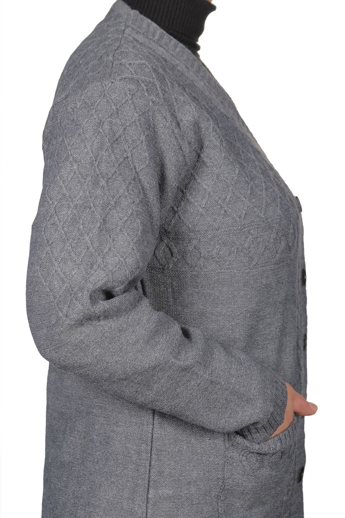 Fresh&Moda-Cardigan scurt pentru damă, gri cu nasturi 4