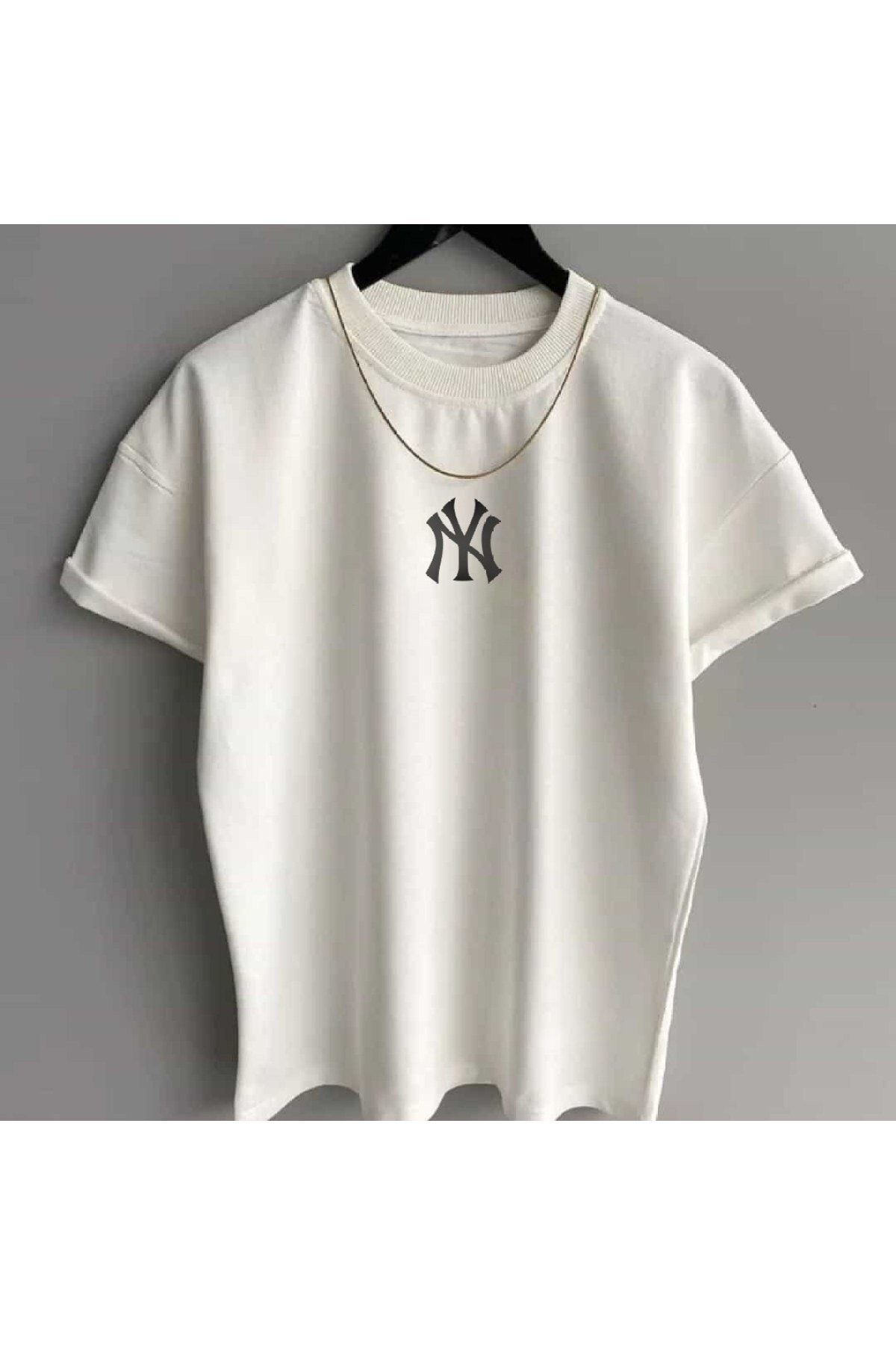 White yankees discount t shirt