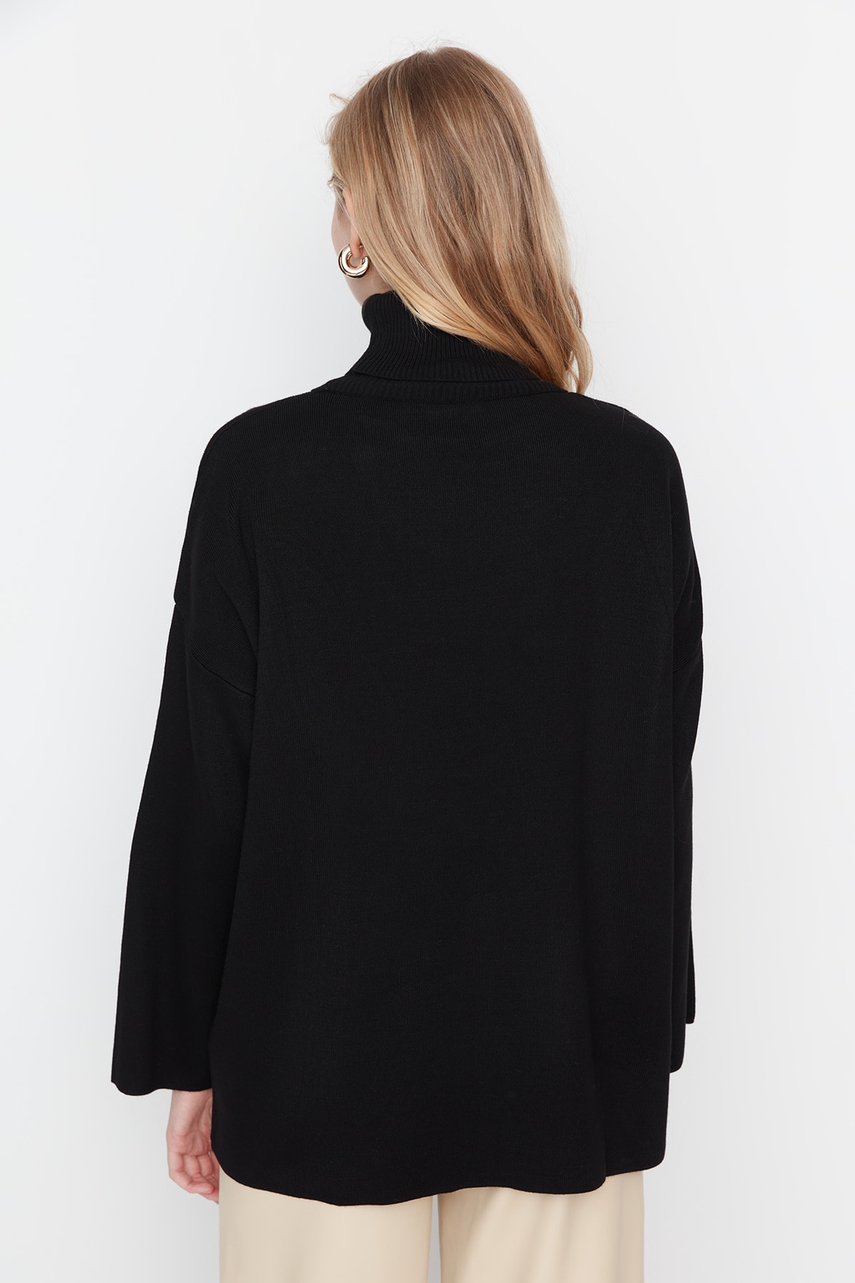 Trendyolmilla  Siyah Geniş Kalıp Basic Triko Kazak TWOAW23KZ00206 - Görsel 5