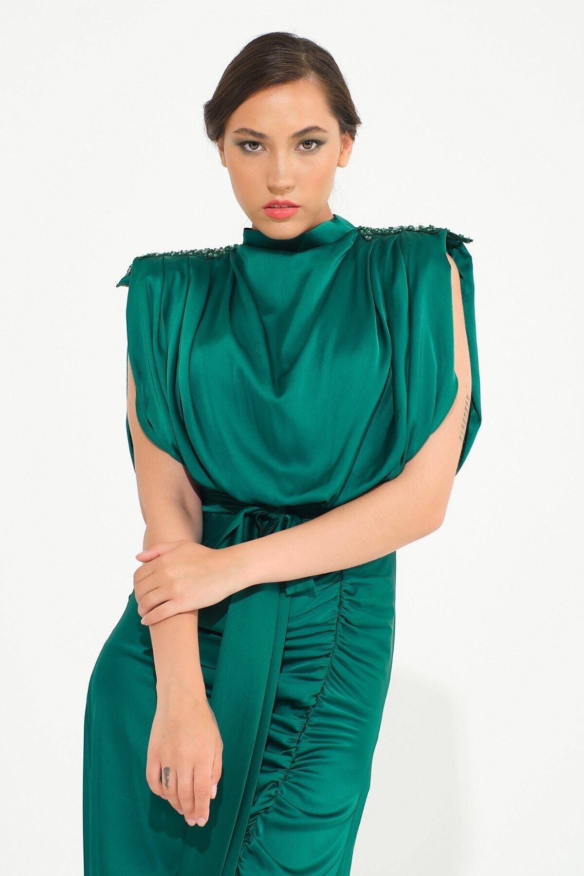SpringStore-Emerald Degaje Collar Shoulder Beaded Evening Dress 3