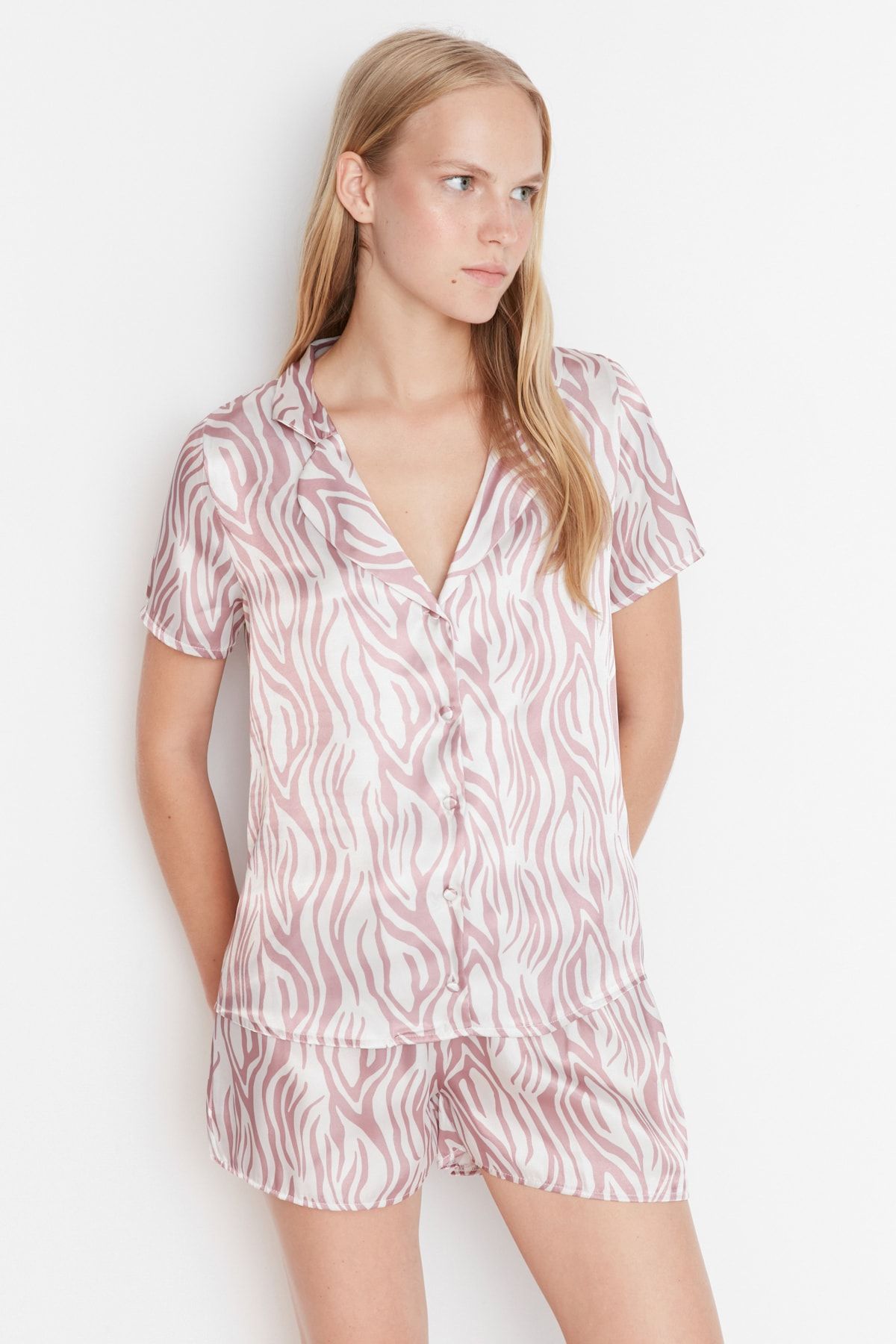 Bej Leopar Desenli Saten Dokuma Pijama Takımı THMSS20PT0158