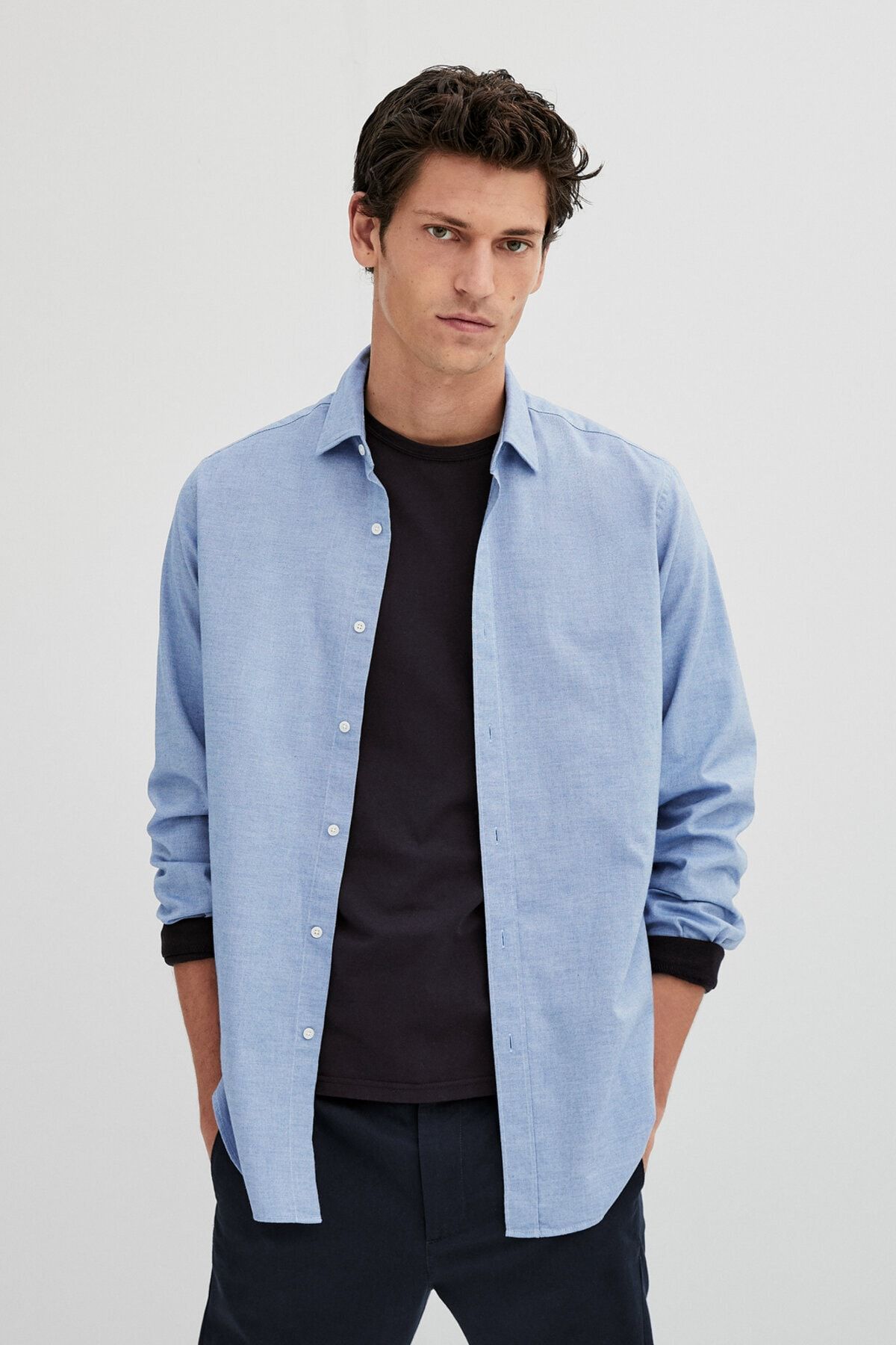Slim Fit Dokulu Pamuklu Gömlek