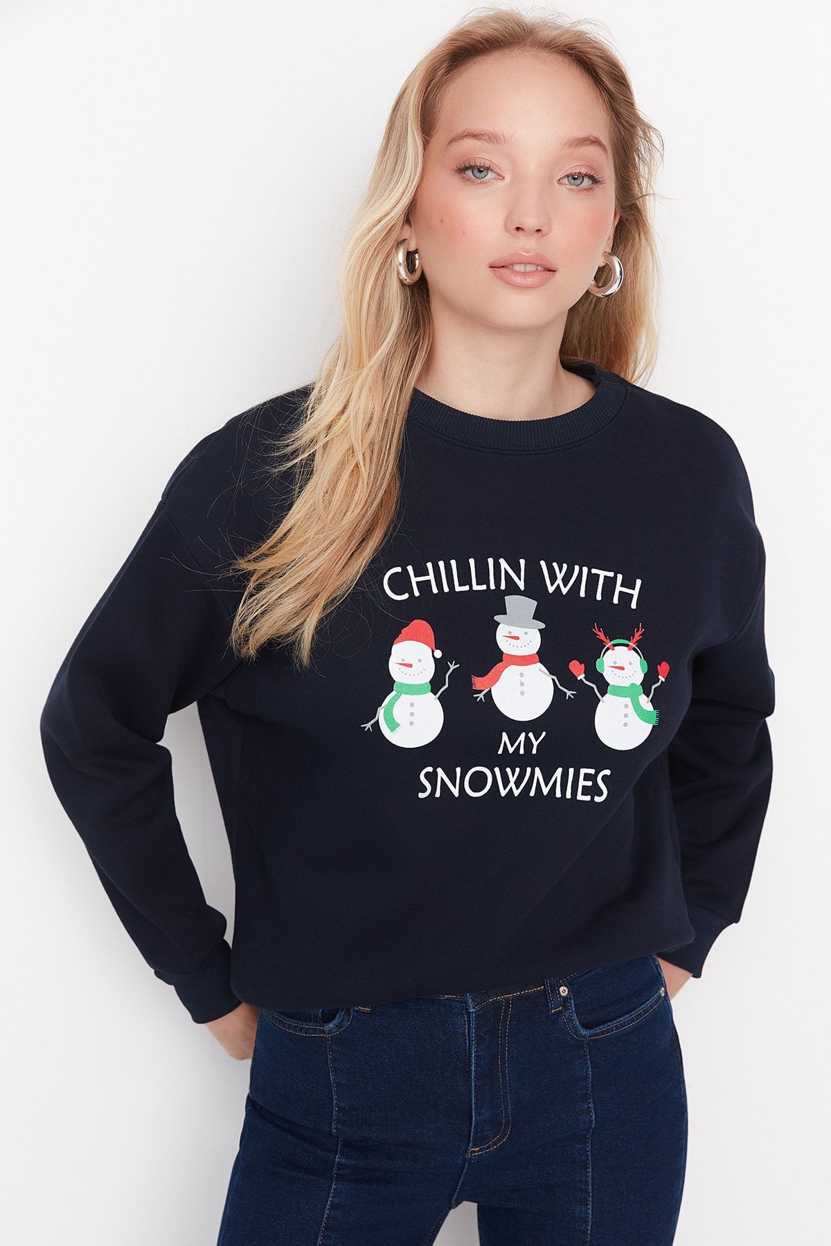 Trendyol Collection-Темно-синій світшот з принтом і товстим внутрішнім флісом Basic Orme TWOAW23SW00436 2