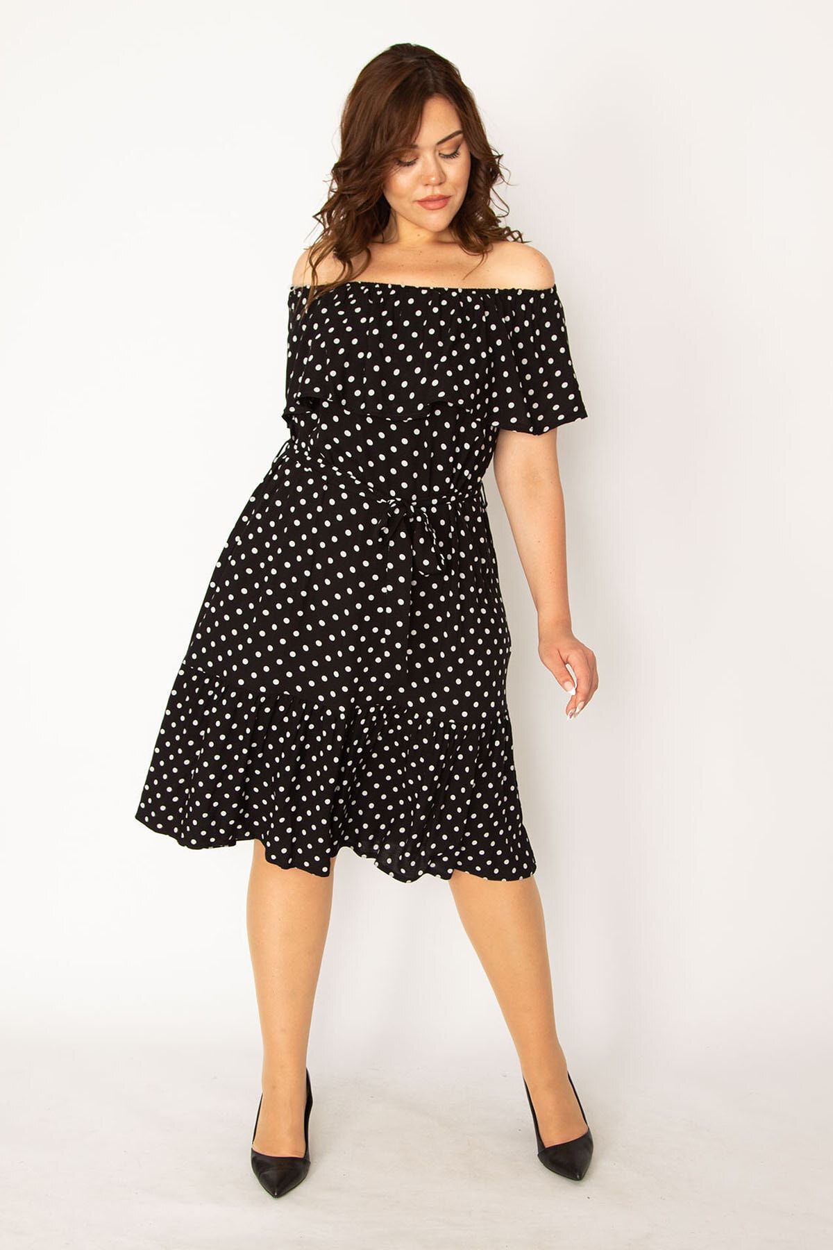 Şans Große Größen in Kleid Schwarz Basic Fast ausverkauft