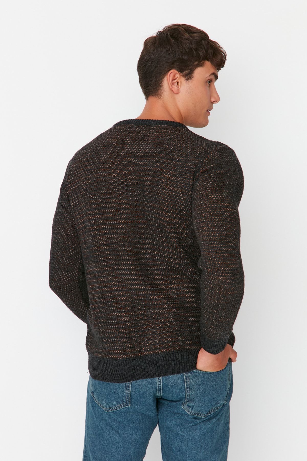 Antrasit Erkek Slim Fit Bisiklet Yaka Dokulu Kazak TMNAW22KZ0659