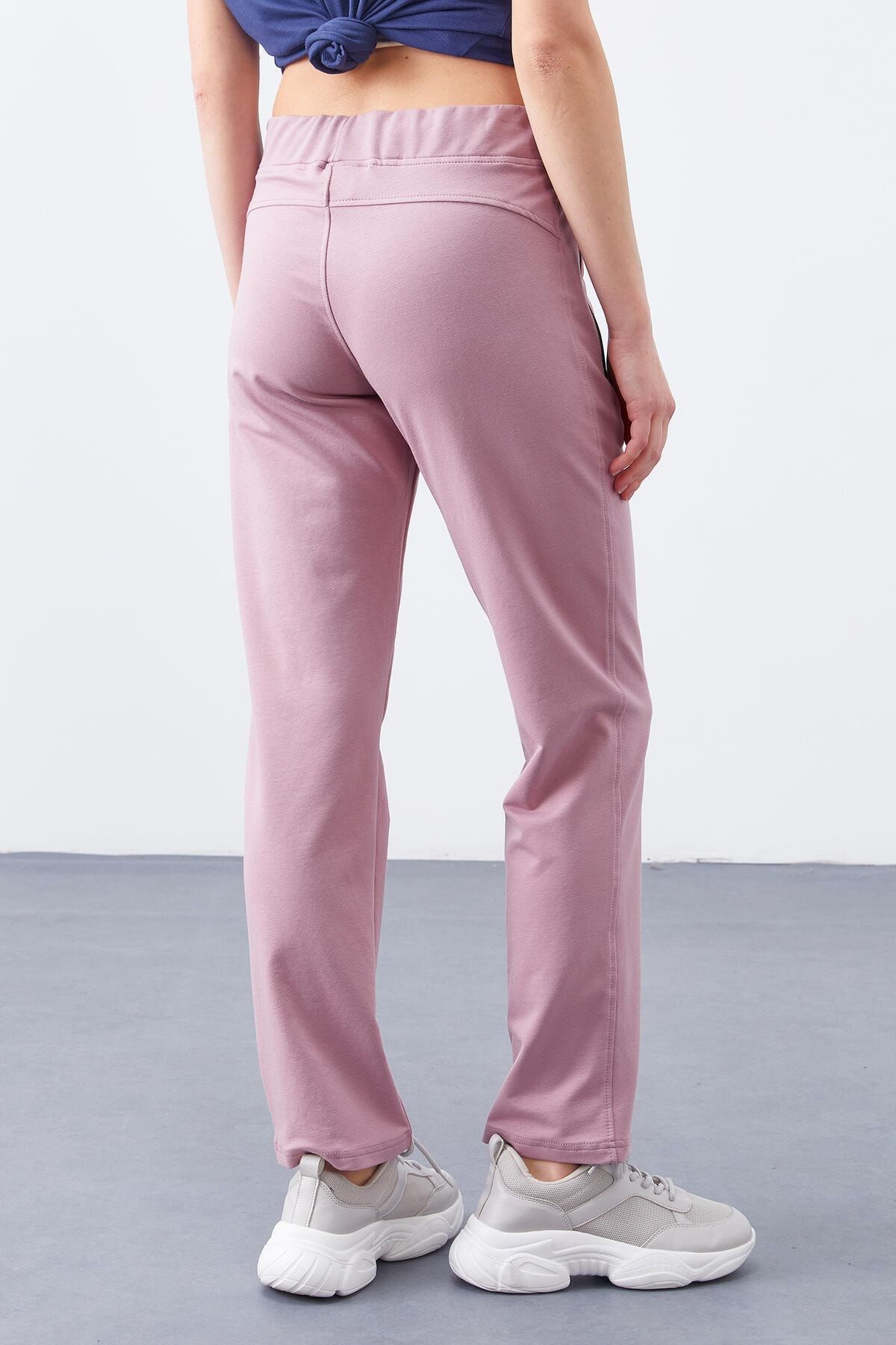 Women's sweatpants with hotsell zippers on bottom
