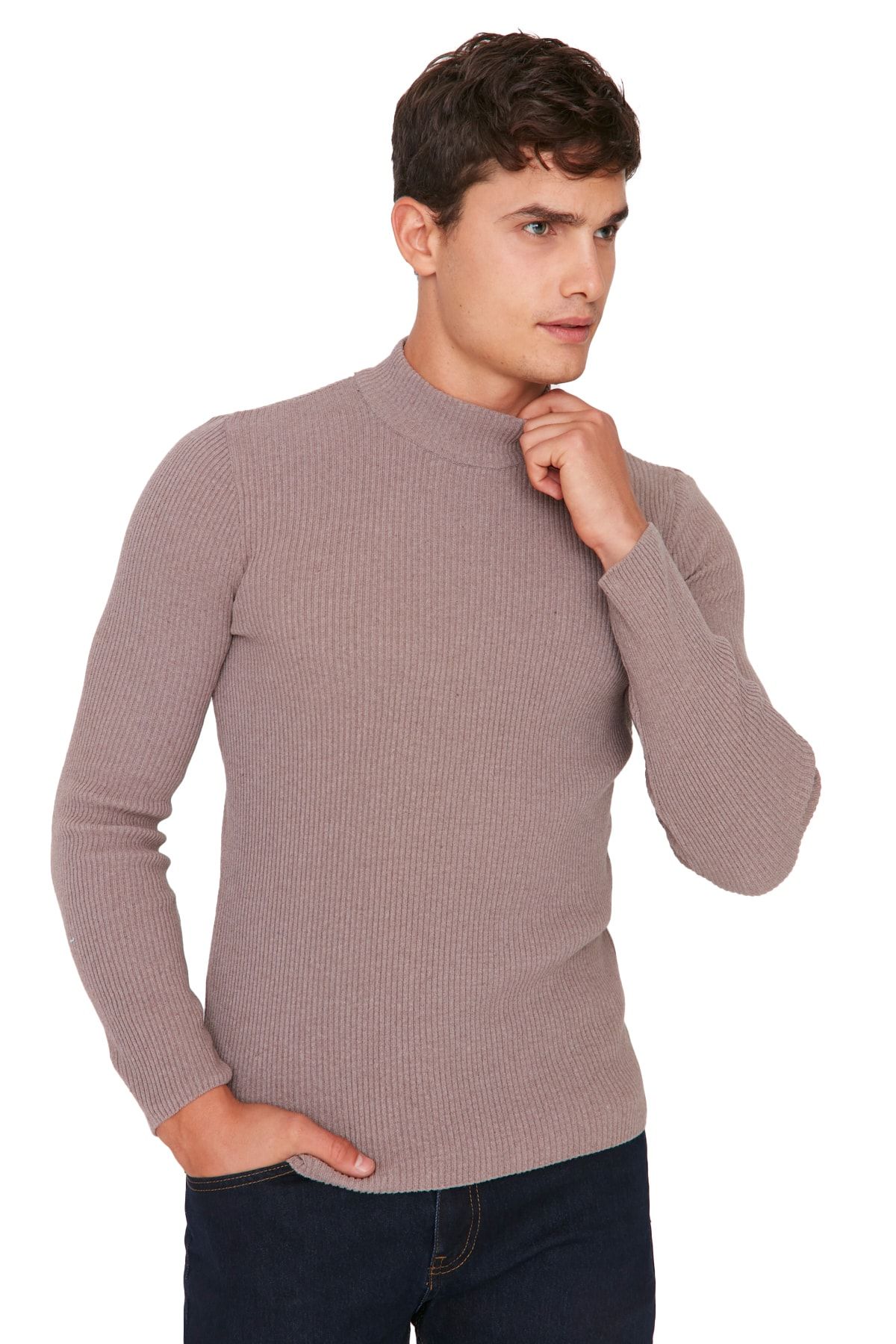 Trendyol Collection-Nerzfarbener, eng anliegender, halb gerollter Strickpullover aus Baumwolle mit Rollkragen TMNAW21KZ0568 3