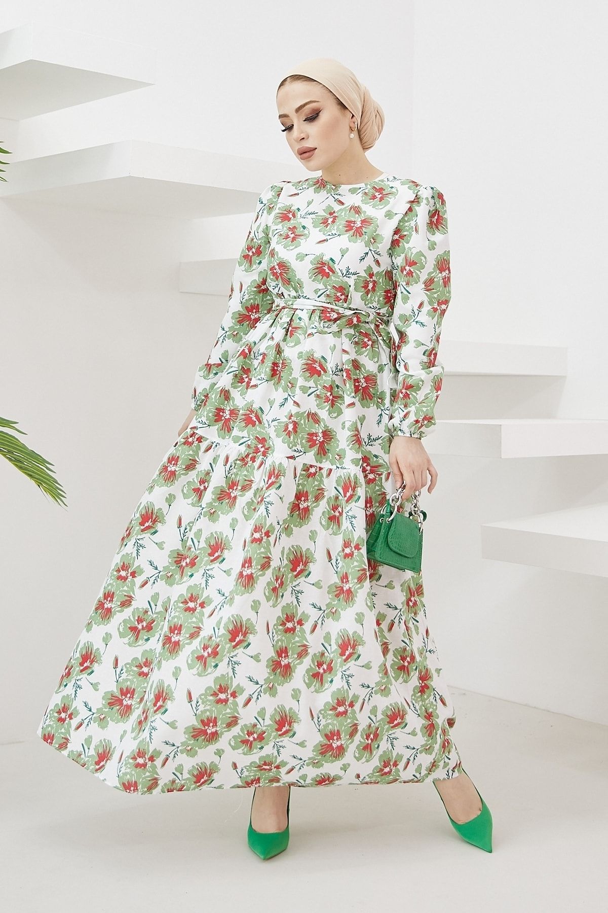 InStyle-Opaskové šaty s kvetinovým vzorom Nila - Mint 1