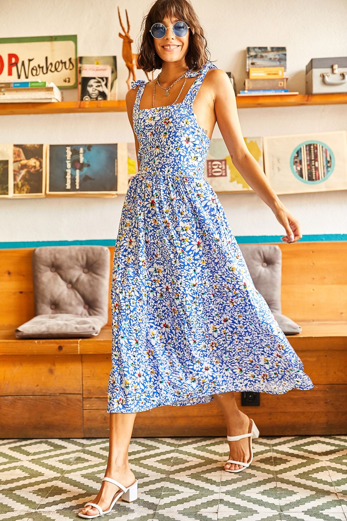 Olalook Kleid Dunkelblau A-Linie Fast ausverkauft