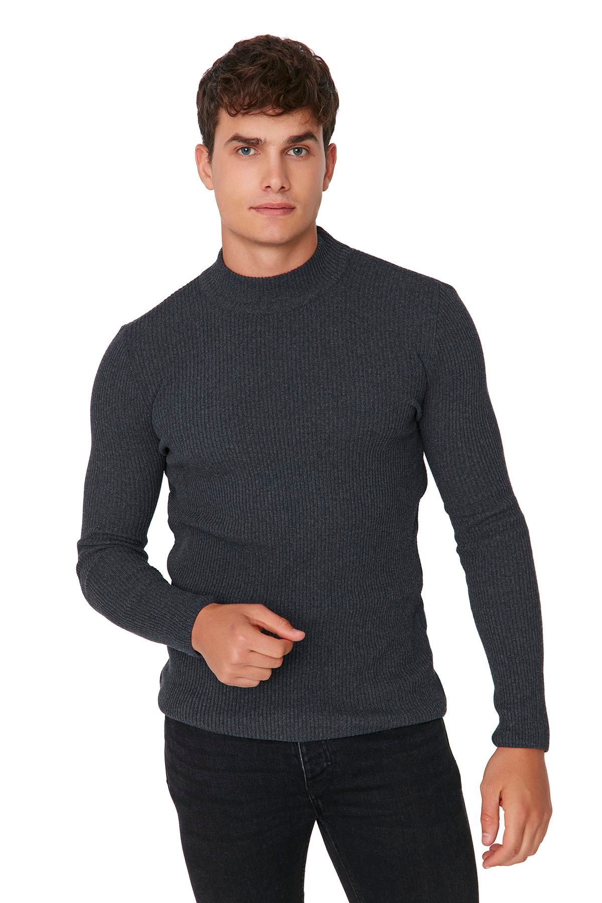 Trendyol Collection-Anthrazitfarbener, gerippter Strickpullover aus Baumwolle – halber Rollkragenpullover, schmale Passform TMNAW21KZ0568 3