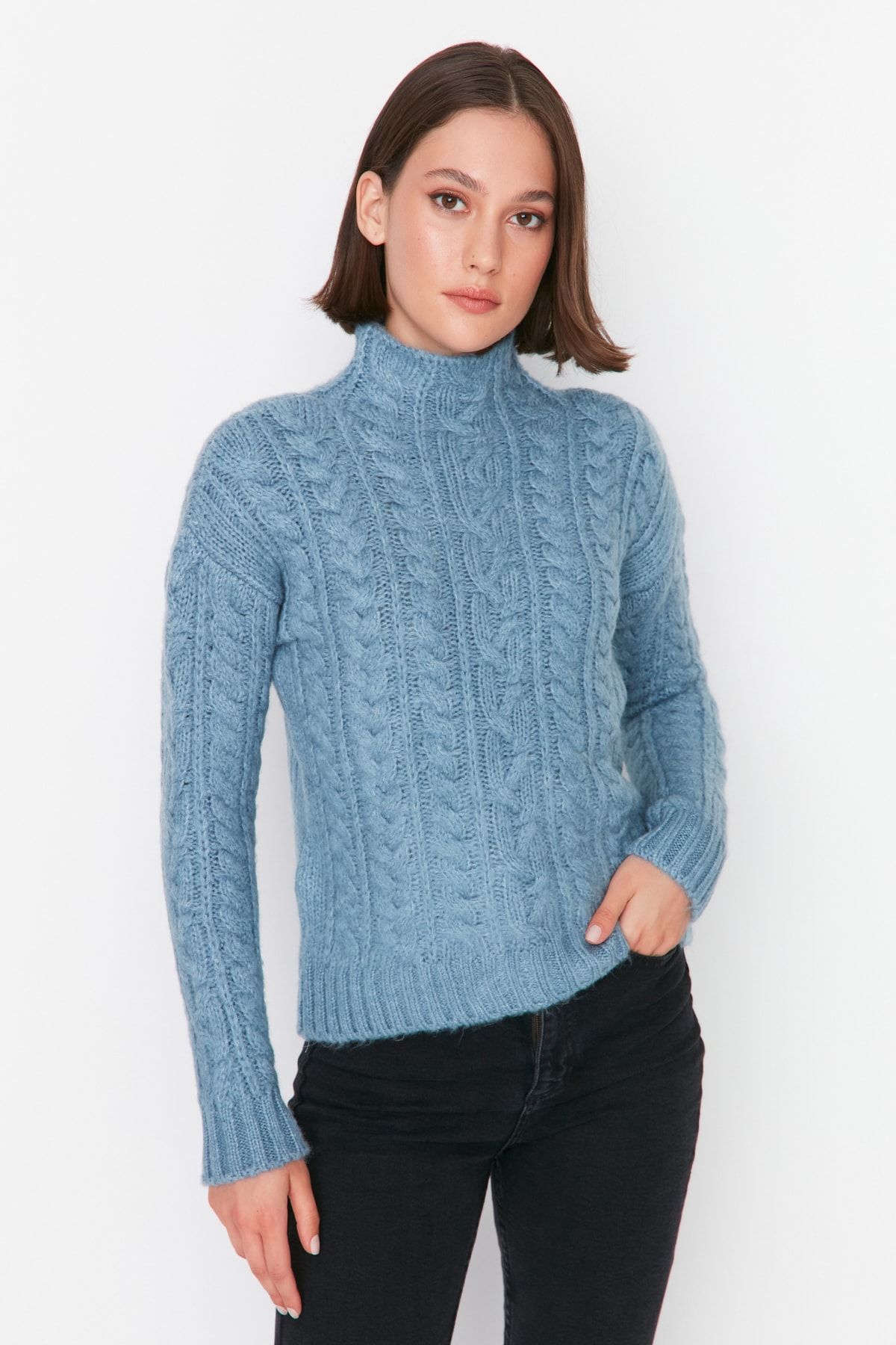 Trendyol Collection Pullover Blau Regular Fit Fast ausverkauft