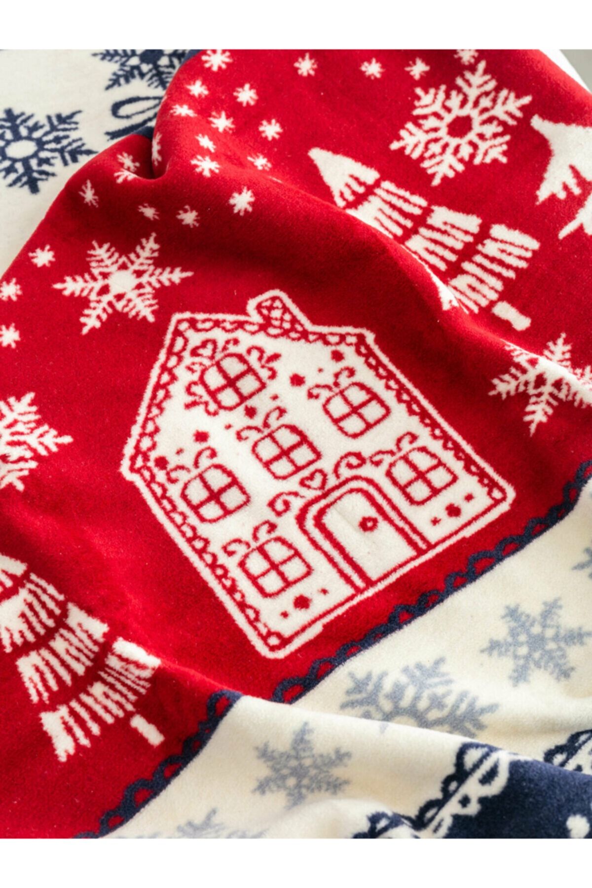 Saro Lifestyle Knitted Christmas Throw Blanket