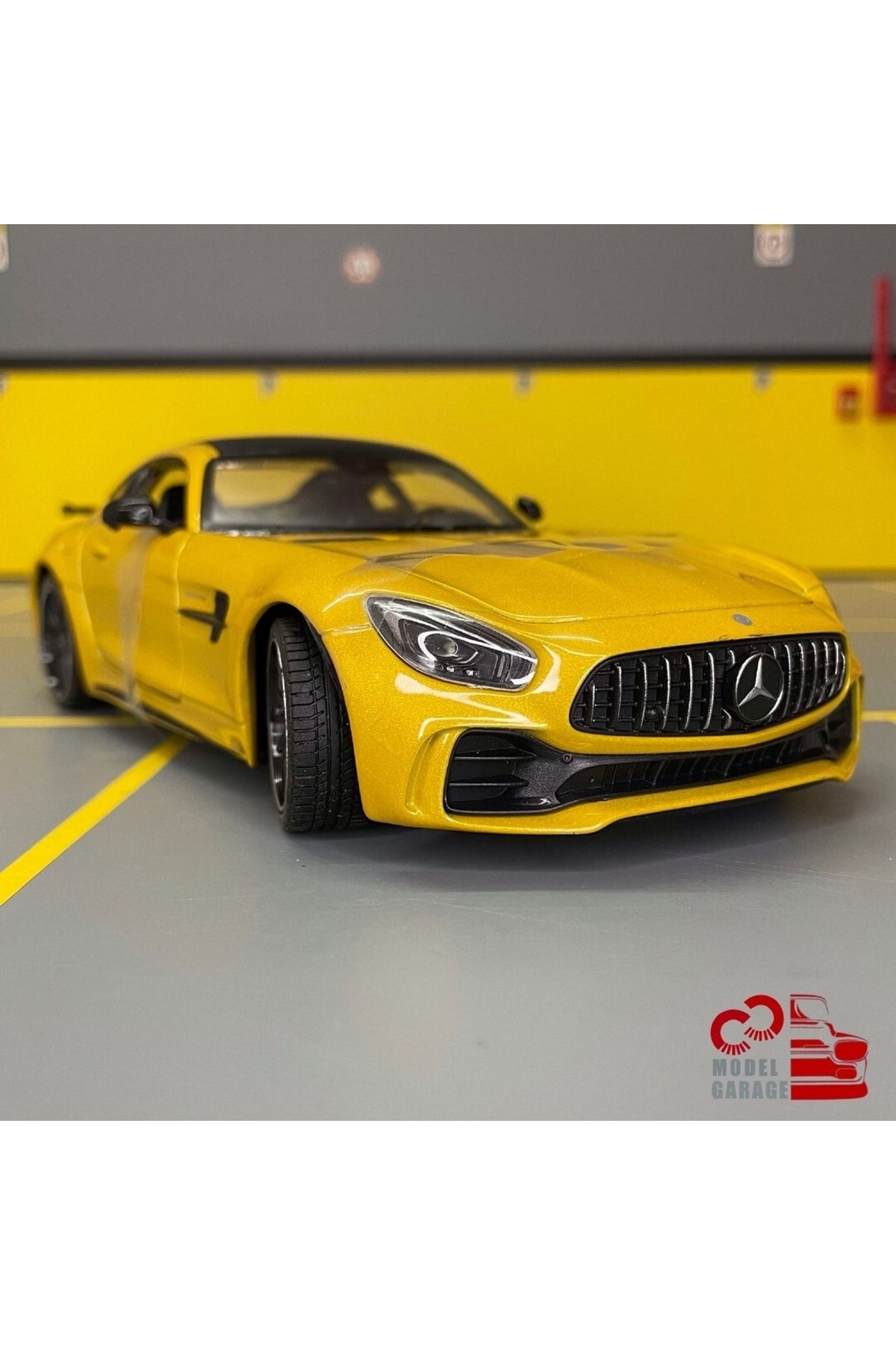 Diecast model garage discount